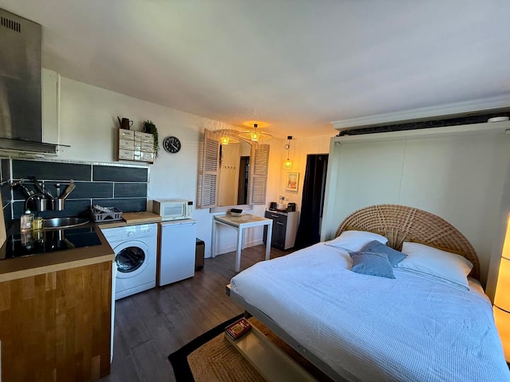 d89e2c1d-c541-4252-9988-0f9e1699dc48